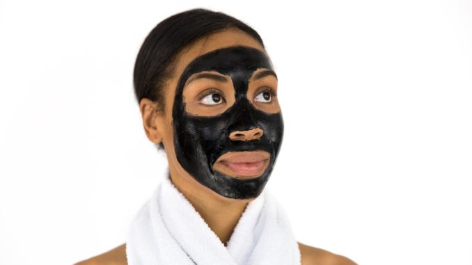 face-mask-2578428_1280 Hautpflege nach Maß